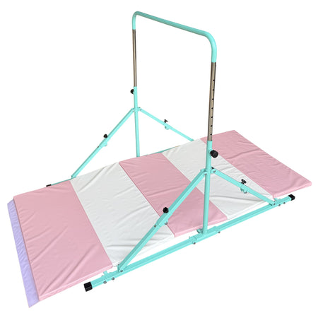 Close-up of green bar’s non-slip foot base	