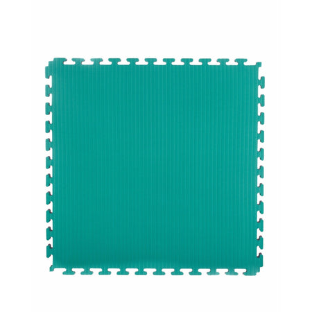 Single tatami jigsaw mat laid flat with the green side facing up, showing full surface and interlocking edges.
