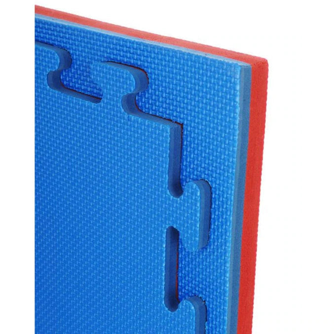 20mm standard red and blue reversible jigsaw mat sample – white background  
