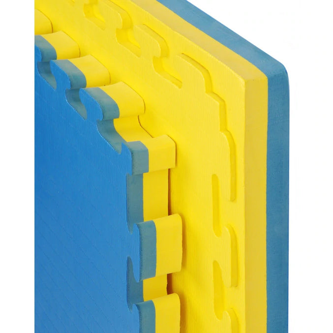 40mm tatami yellow and blue reversible jigsaw mat sample – white background  
